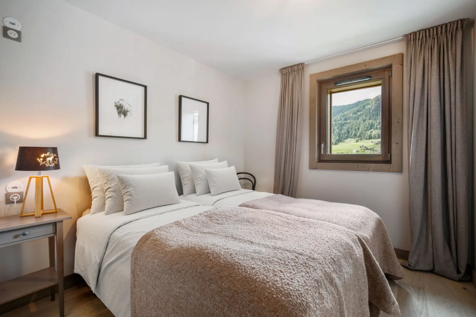 2 Bedroom Ski Apartment In Megeve, Haute-savoie Region