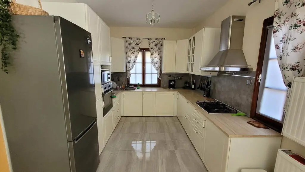 Detached House Of 200 M² In The Suburbs Of Thessaloniki