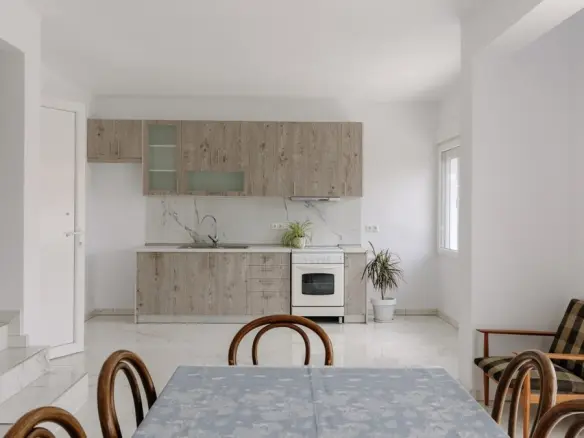 Building Of 194 M² In Kavala