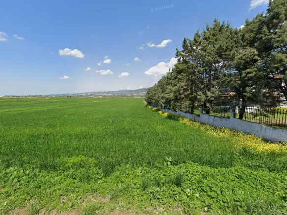Land Of 4650 M² In The Suburbs Of Thessaloniki