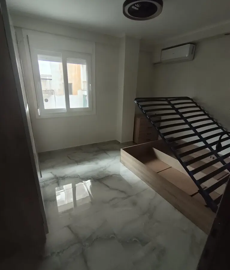 Flat Of 92 M² In Thessaloniki