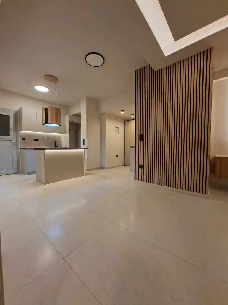 Стан од 65 м² во Атина