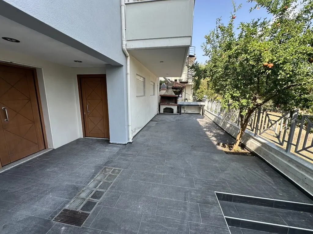 Detached House Of 415 M² In Thessaloniki