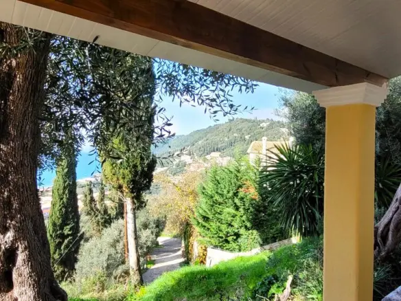 Detached House Of 224 M² In Corfu