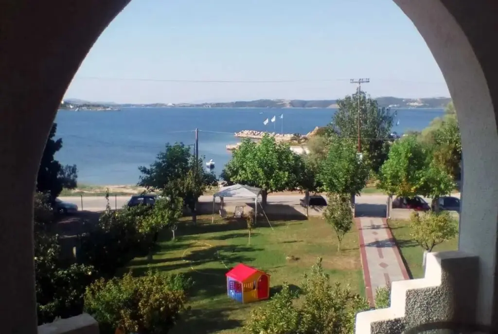 Hotel Of 350 M² In Athos, Chalkidiki