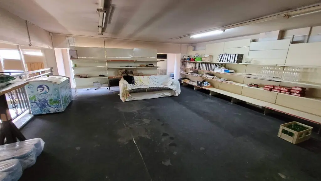 Commercial Property Of 360 M² In Thessaloniki