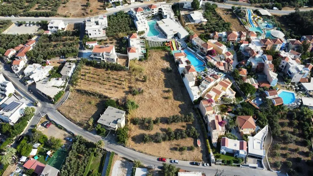 Land Of 4112 M² In Crete
