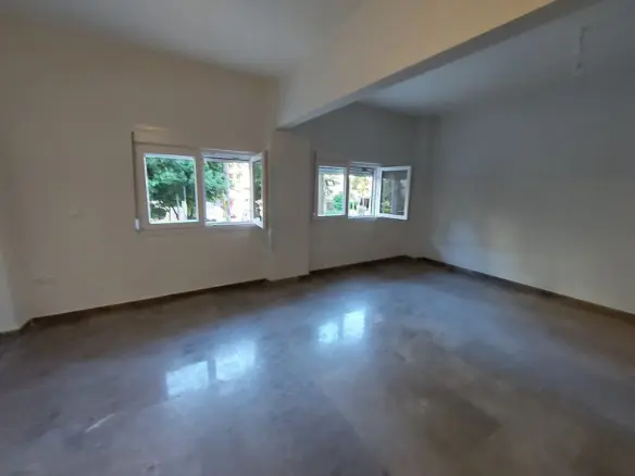 2-bedroom Flat In Kalamaria, Greece (125 M²)