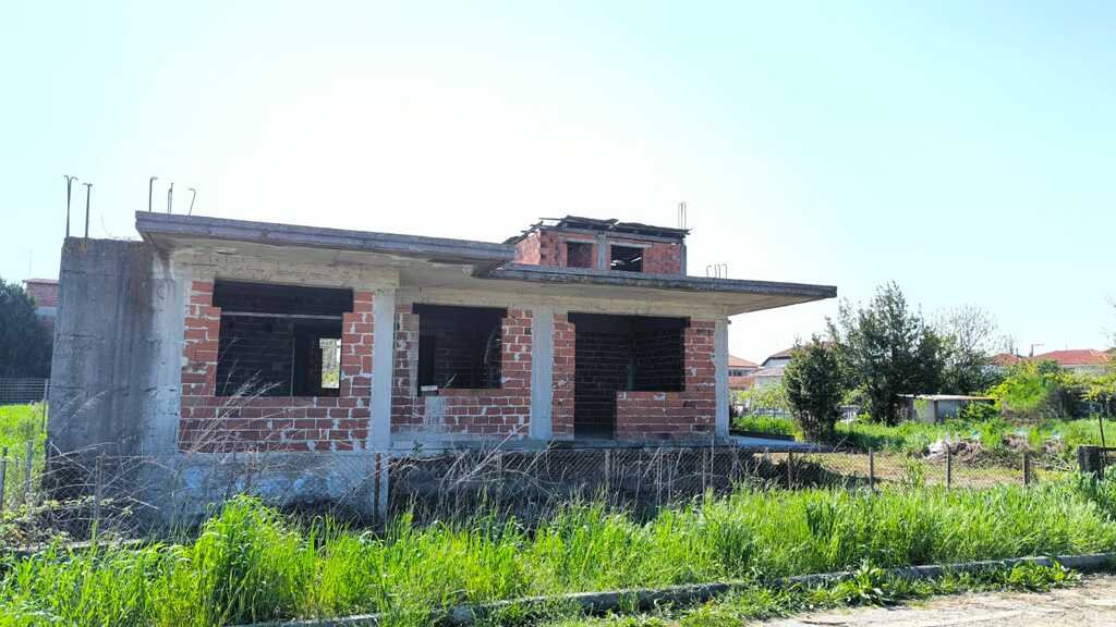 Detached House Of 140 M² In Olympic Coast