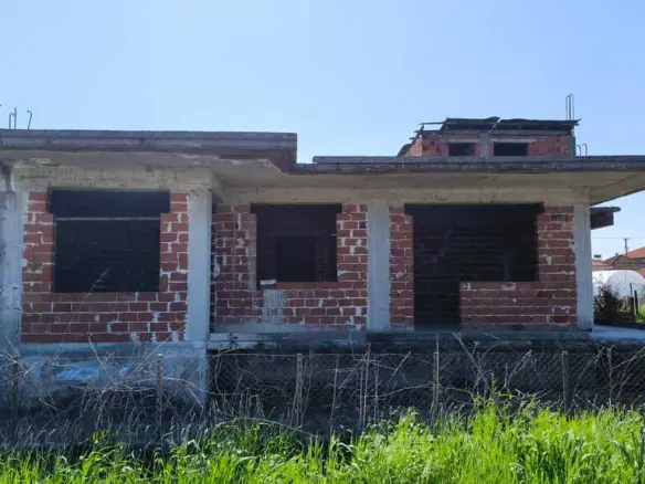 4-bedroom Detached House In Paralia, Greece (140 M²)