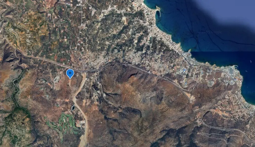 Land Of 8146 M² In Crete