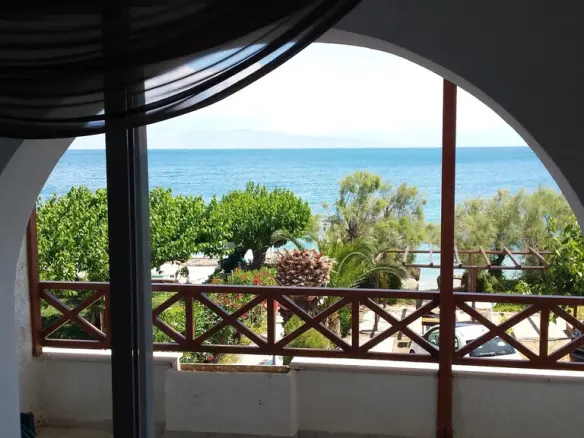 5-bedroom Detached House In Akrata, Greece (272 M²)