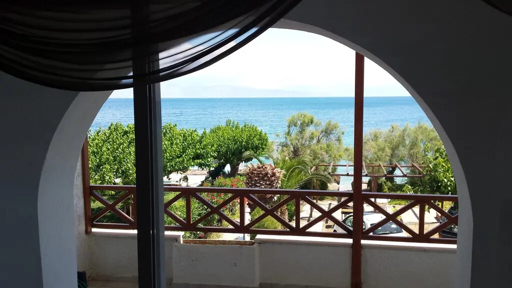 Detached House Of 272 M² In Peloponnese