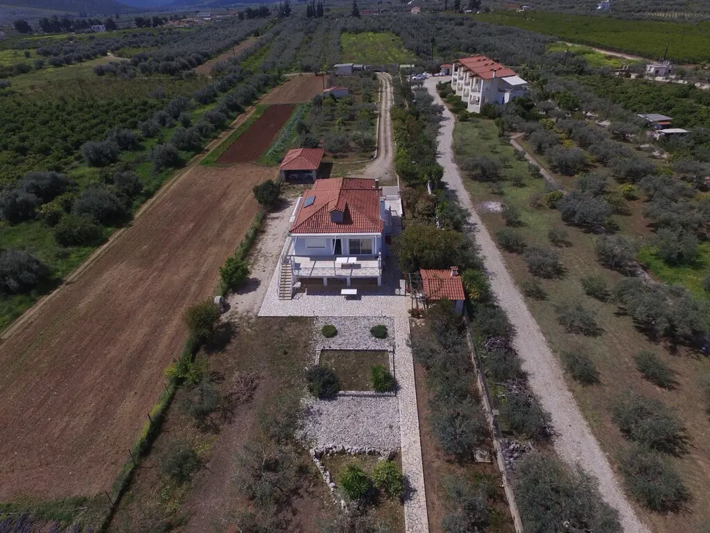 Villa Of 240 M² In Eastern Peloponnese