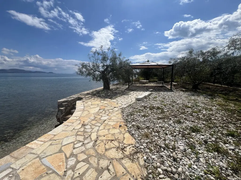 Villa Of 240 M² In Eastern Peloponnese