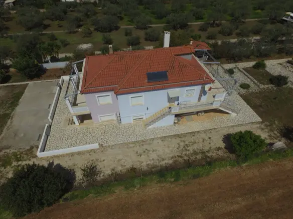 7-bedroom Villa In Tripoli, Greece (240 M²)