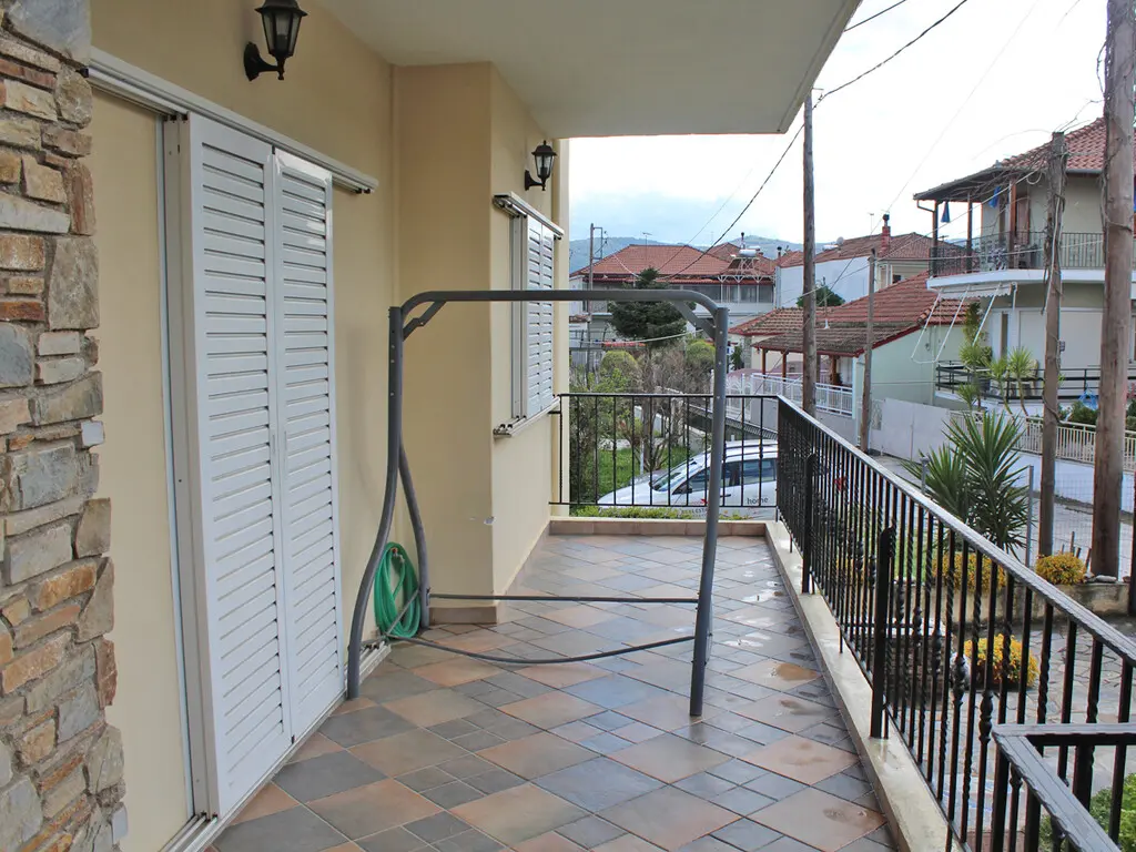 Detached House Of 380 M² In Central Greece