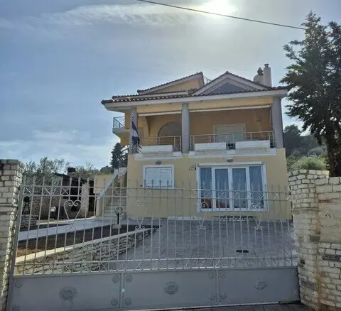 Detached House Of 250 M² In Peloponnese