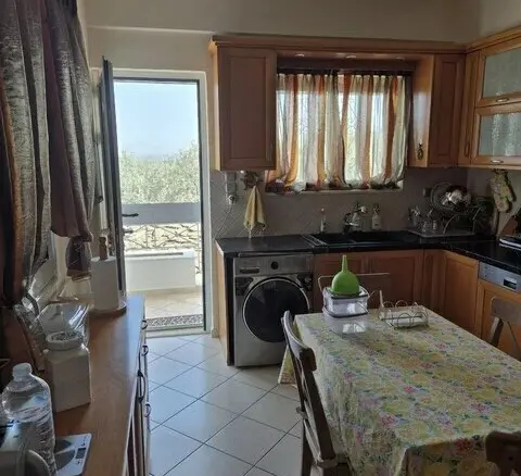 6-bedroom Detached House In Sikiona, Greece (250 M²)