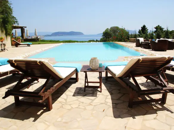 5-bedroom Villa In Kranidi, Greece (280 M²)
