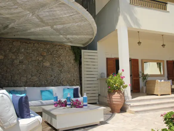 5-bedroom Villa In Kranidi, Greece (280 M²)