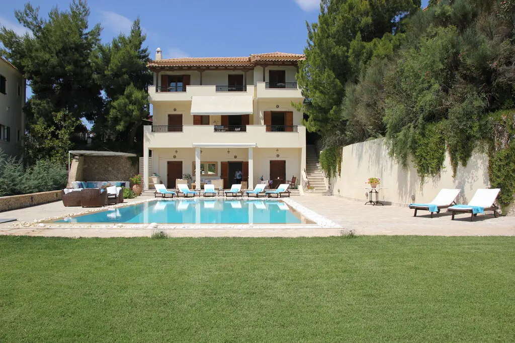 Villa Of 280 M² In Eastern Peloponnese – Ermionida