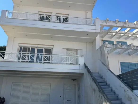 3-bedroom Maisonette In Evrostini, Greece (198 M²)