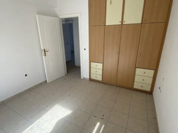 3-bedroom Maisonette In Evrostini, Greece (198 M²)