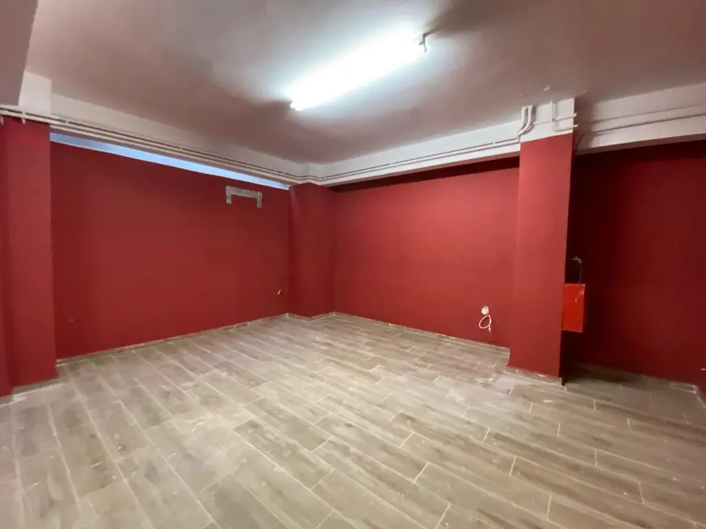 Commercial Property Of 223 M² In Athens