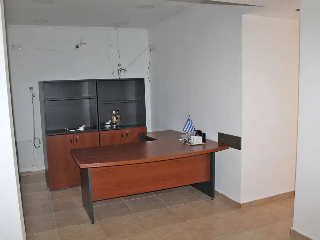 Commercial Property Of 81 M² On The Olympic Coast