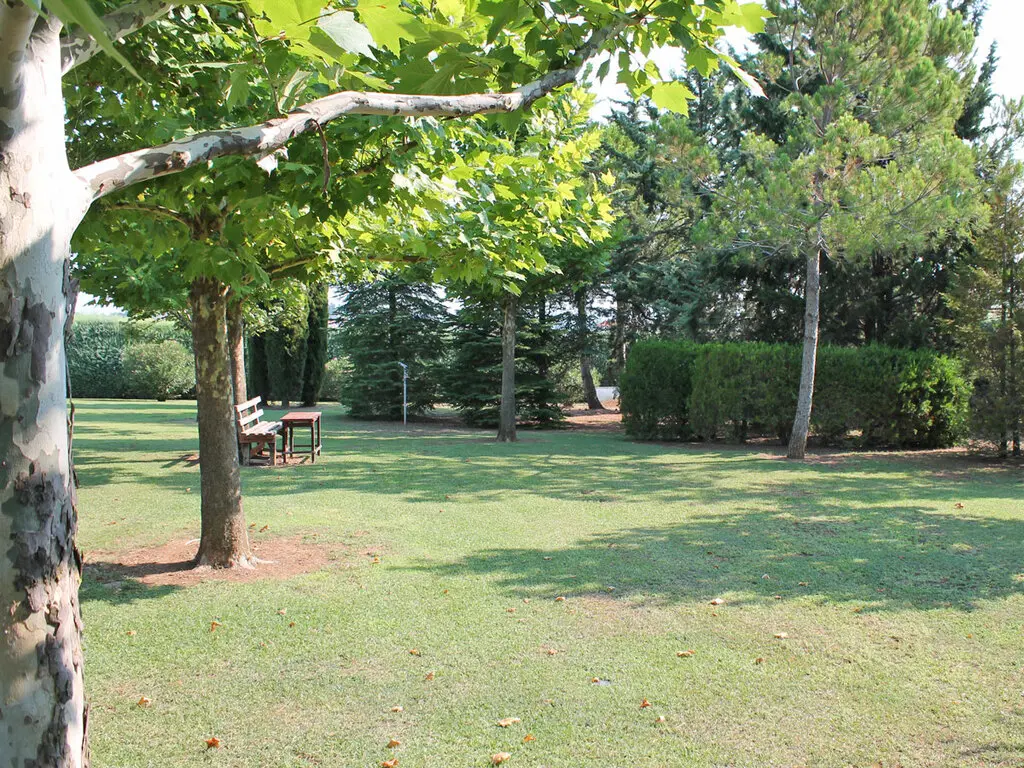 Villa Of 440 M² In Olympic Coast
