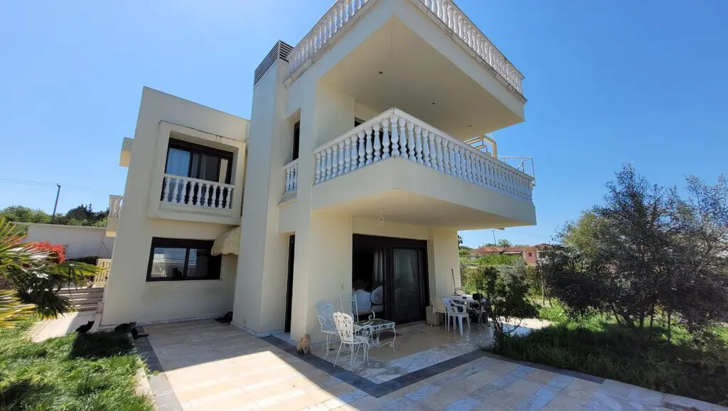 Villa Of 167 M² In The Suburbs Of Thessaloniki