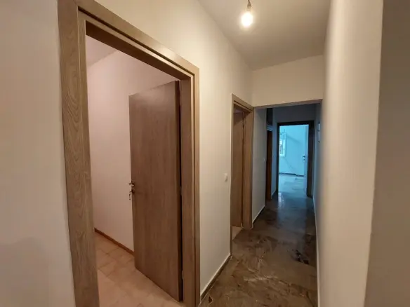 2-bedroom Flat In Kalamaria, Greece (125 M²)