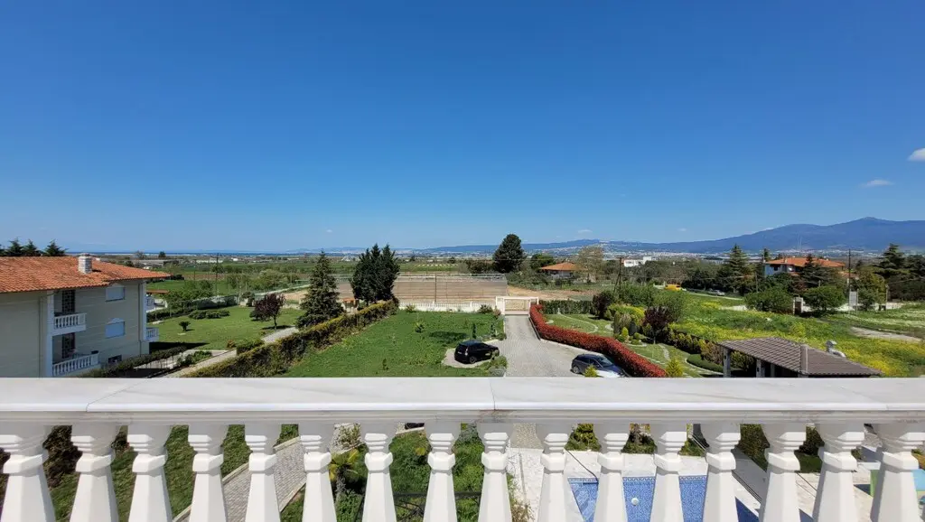 Villa Of 167 M² In The Suburbs Of Thessaloniki