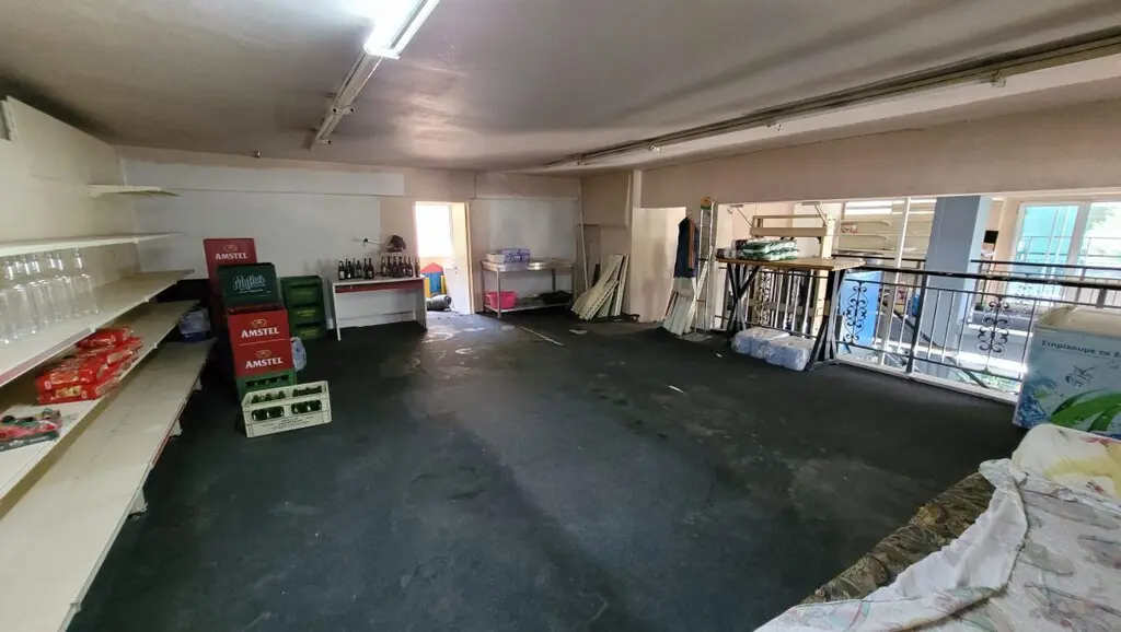 Commercial Property Of 360 M² In Thessaloniki