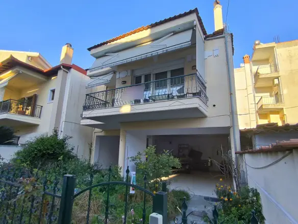 Detached House Of 104 M² In Olympic Coast