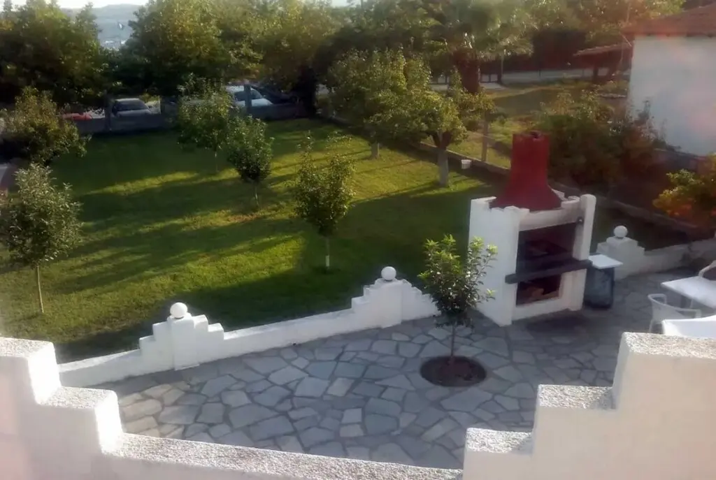 Hotel Of 350 M² In Athos, Chalkidiki