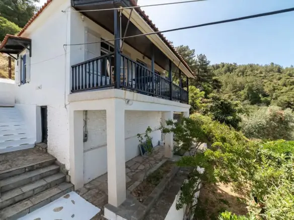 Detached House In Thasos, Greece (200 M²)