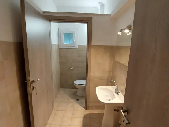 2-bedroom Flat In Kalamaria, Greece (125 M²)