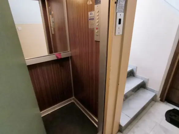 1-bedroom Flat In Katerini, Greece (85 M²)