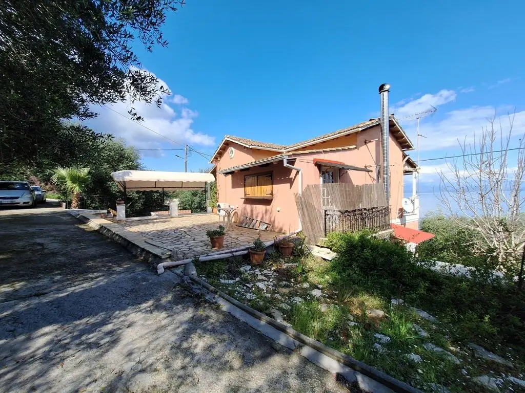 Detached House Of 150 M² In Corfu