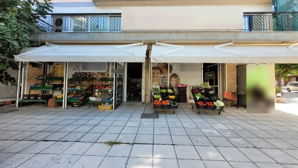 Commercial Property Of 360 M² In Thessaloniki