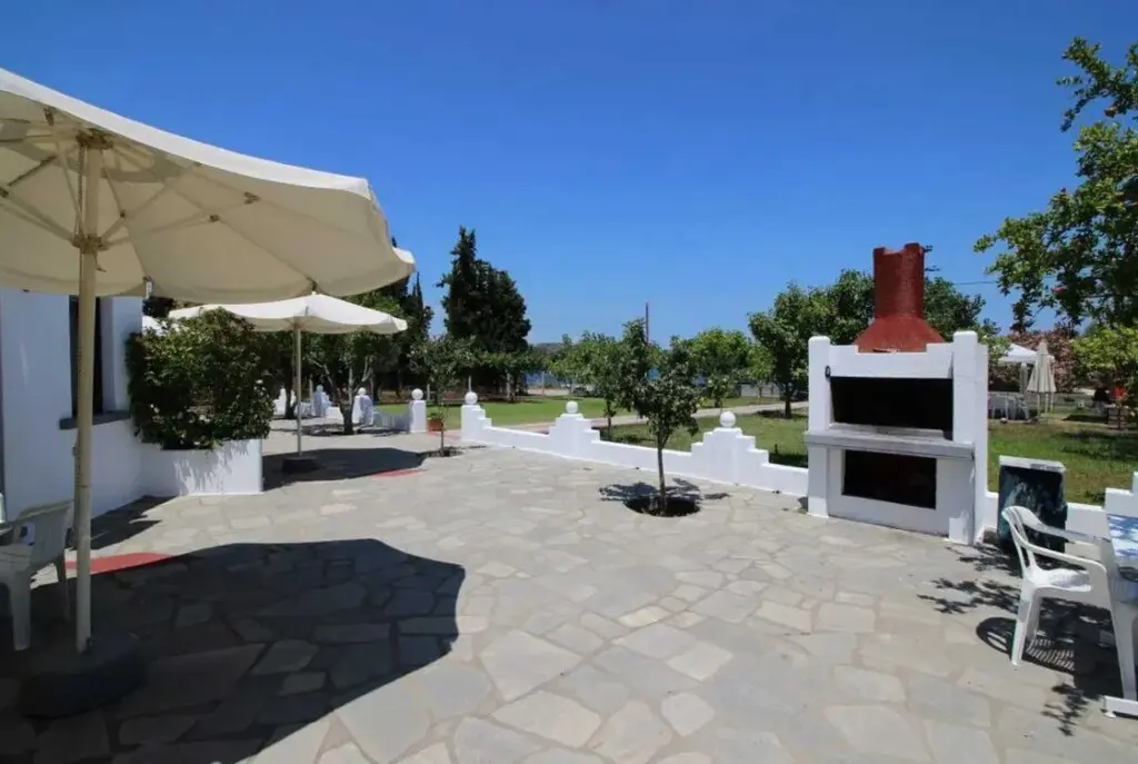 Hotel Of 350 M² In Athos, Chalkidiki