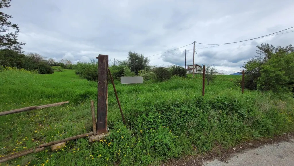 Land Of 4000 M² In The Suburbs Of Thessaloniki