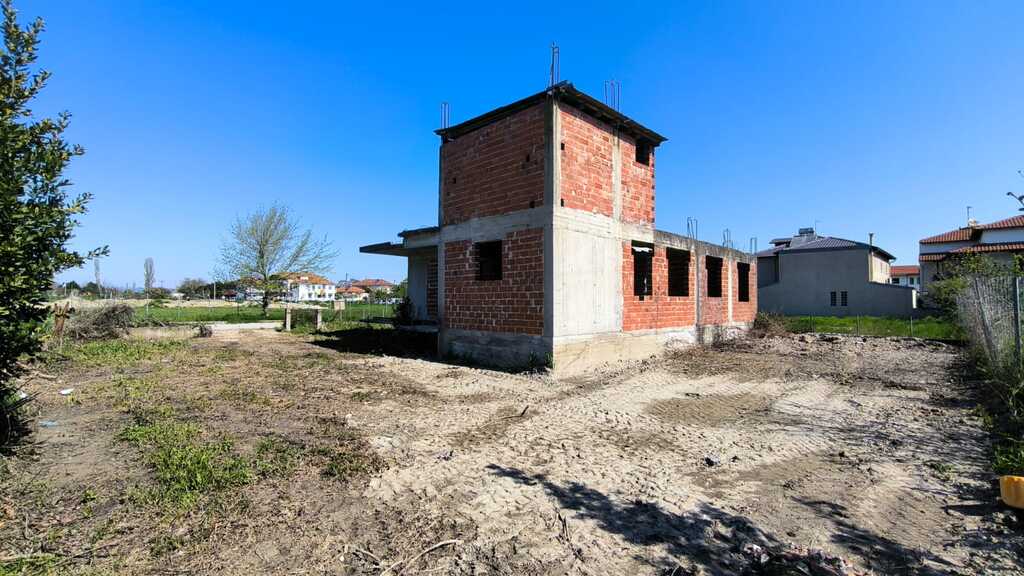 Detached House Of 140 M² In Olympic Coast