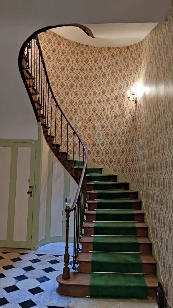 Maison De Maitre Of 7 Bedrooms With Garden, Garage, And River View In Saintes