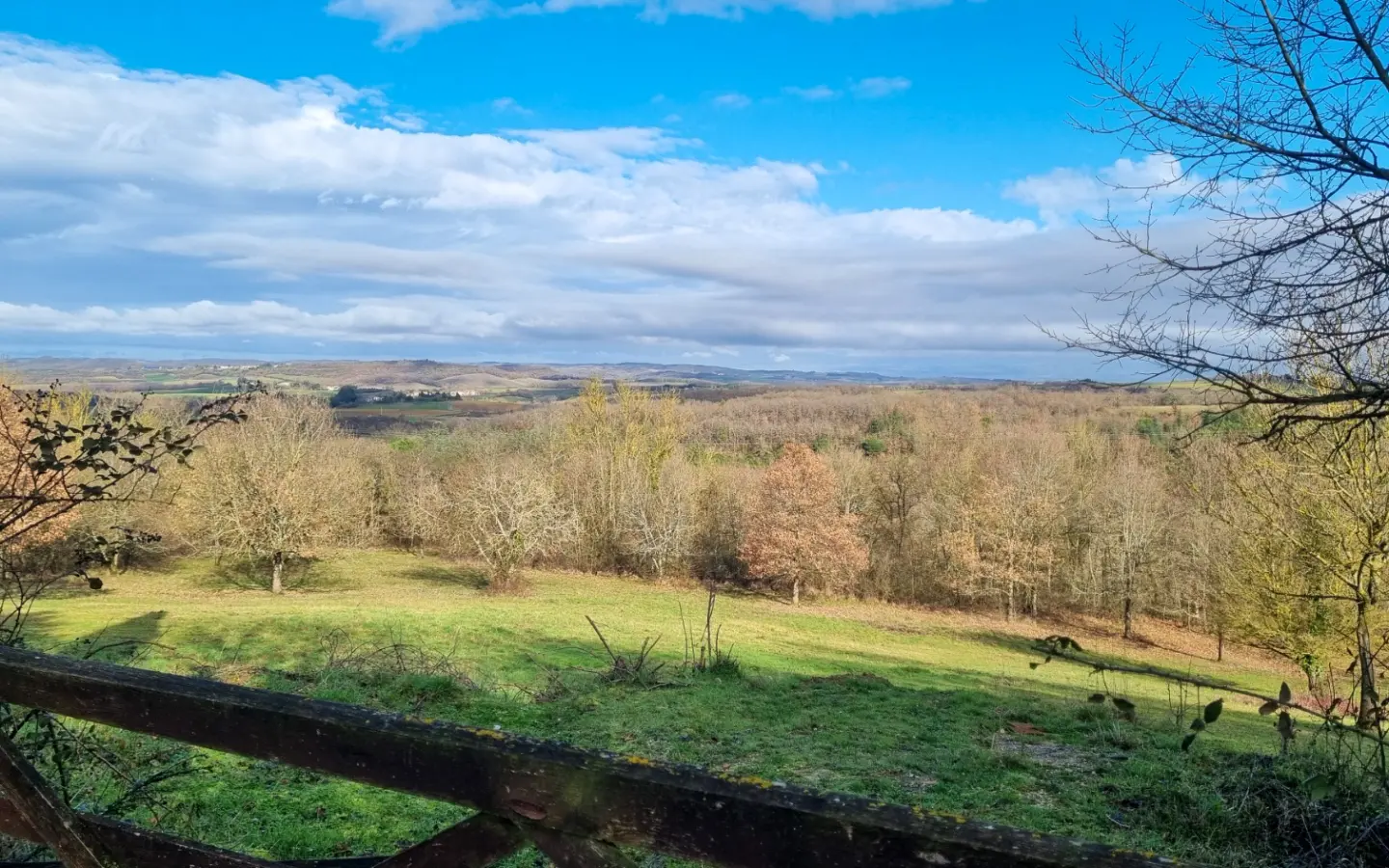 Stone Farmhouse Of 250 M² With Land, Views, And Privacy In Mirepoix