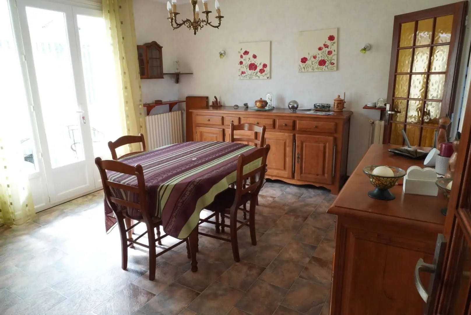 Village House Of 0 M² With Gardens, Garage, Outbuildings, 3 Bedrooms, 2 Bathrooms In Mauprevoir