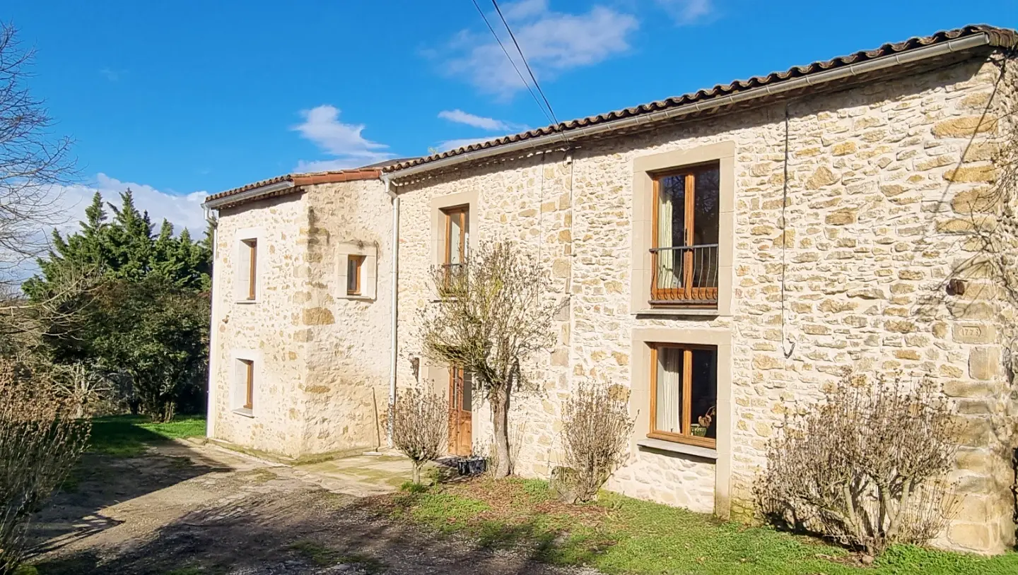 Stone Farmhouse Of 250 M² With Land, Views, And Privacy In Mirepoix
