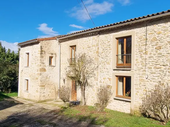 Stone Farmhouse Of 250 M² With Land, Views, And Privacy In Mirepoix